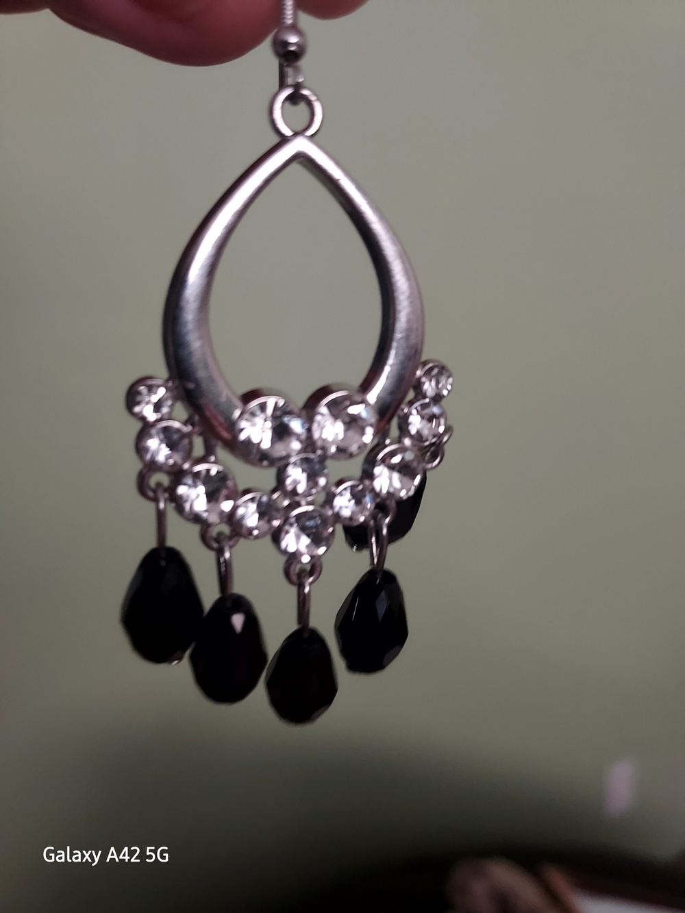 *HAND CRAFTED*Silver & Black Teardrop Dangle Earrings - Elegant Women's Jewelry